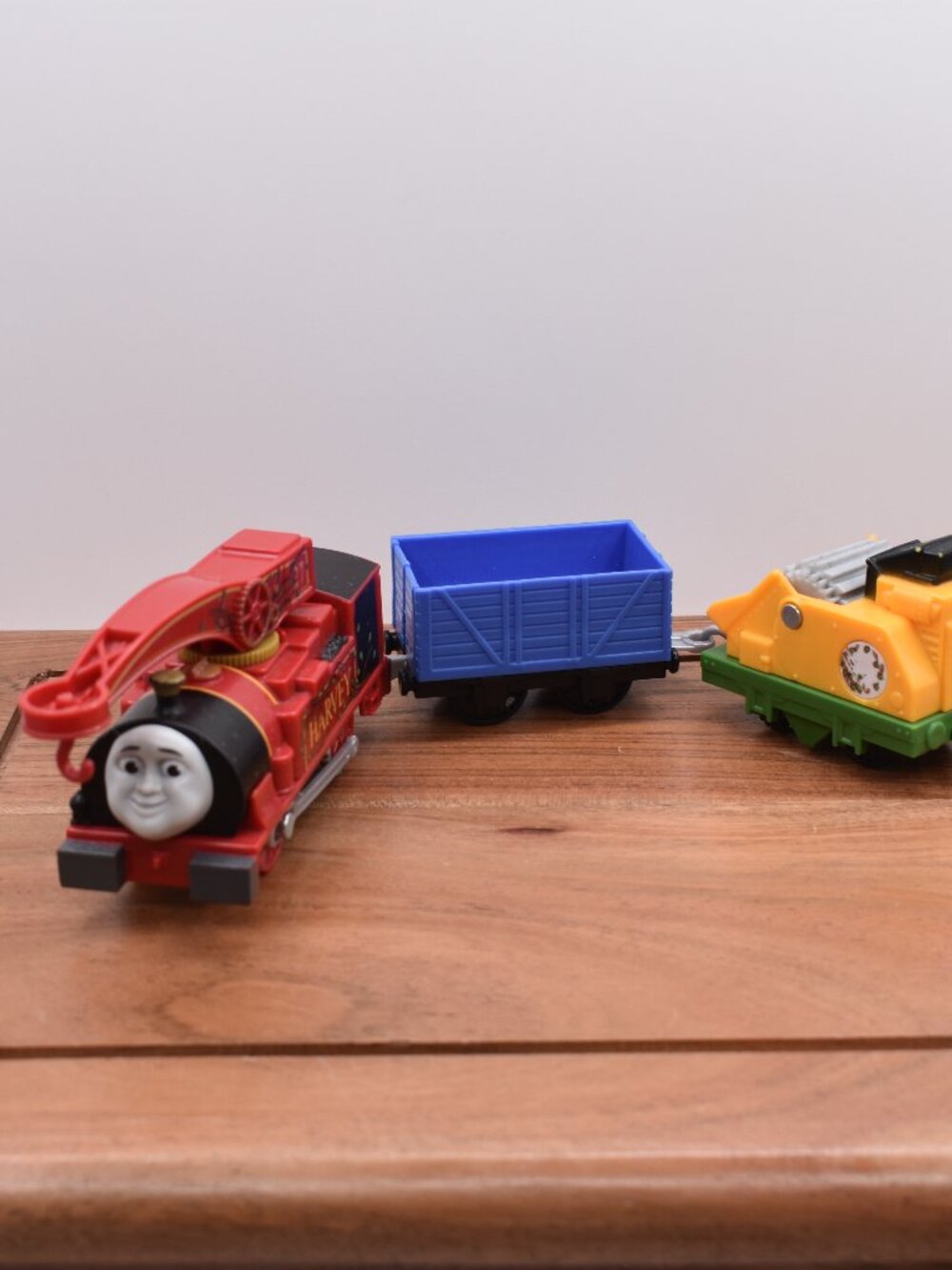 Harvey 27 Motorized Crane and Tenders Trackmaster 2009 Mattel Thomas & Friends